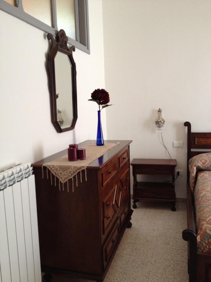 B&B La Rosa Gioia Dei Marsi Buitenkant foto