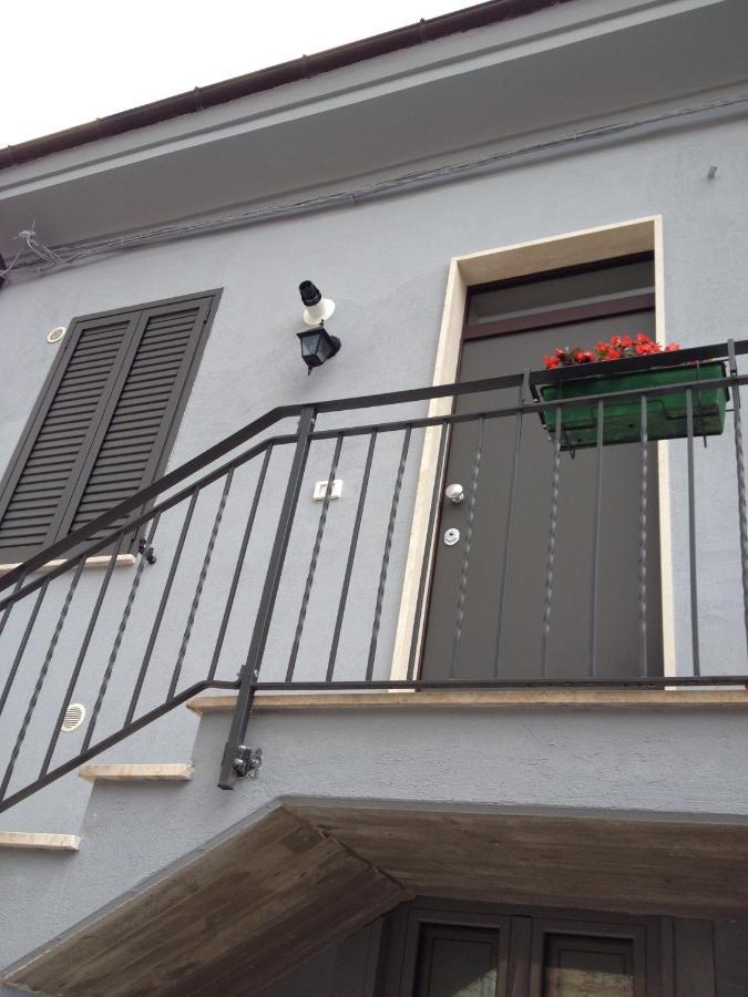 B&B La Rosa Gioia Dei Marsi Buitenkant foto